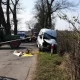 Tczew - Bus wjechał w drzewo. Osiem osób rannych, na miejscu LPR