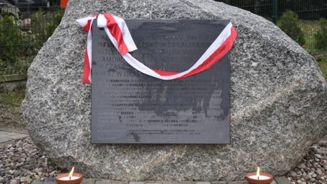 Tczew - Rokitki. Obelisk w hołdzie prześladowanym