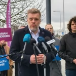 Tczew - Adrian Zandberg w Tczewie z ostrą krytyką zmian ws. składki zdrowotnej