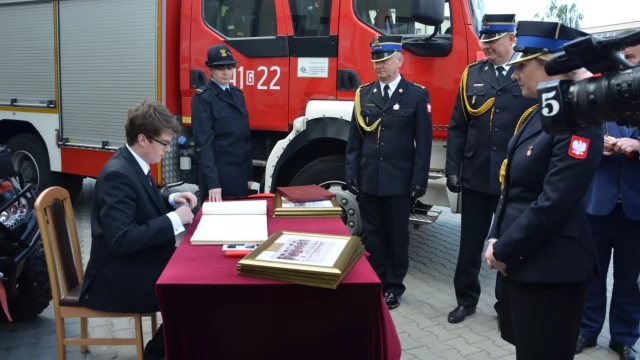 Tczew - Dzień Strażaka w Tczewie. Podziękowania za oddaną służbę