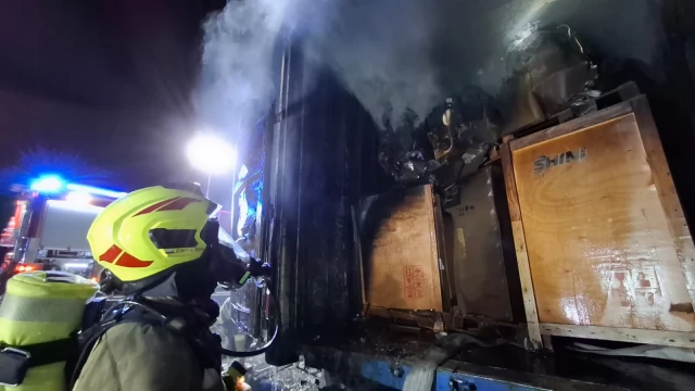 Tczew - Tragedia na A1. Płoną ciężarówki, nie żyje mężczyzna [AKTUALIZACJA]