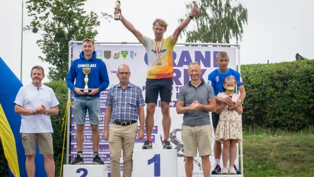 Tczew - Biegacze w hołdzie Kazimierzowi Piechowskiemu
