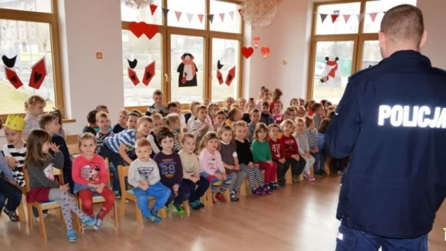 Tczew - Z przedszkolakami o bezpieczeństwie 
