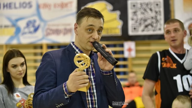 Tczew - Mecz Gwiazd zakończył jubileuszową X edycję Tczewskiej Amatorskiej Ligi Koszykówki