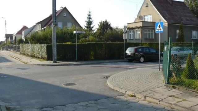 Tczew - Parkują przy samym przejściu