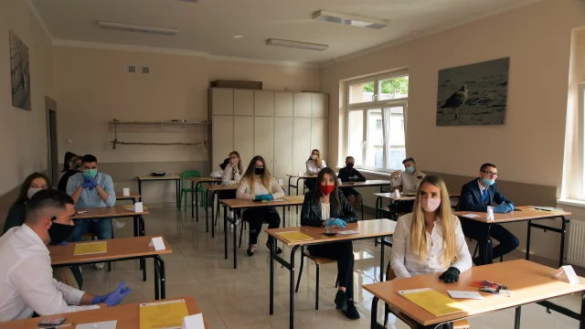 Tczew - Trwają matury. Dzisiaj egzamin z matematyki
