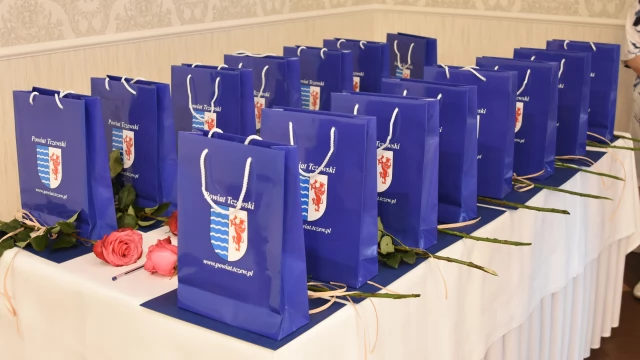 Tczew - I Gala "Absolwent Roku" - najlepsi uczniowie wyróżnieni