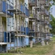 Tczew - Wypadł z balkonu razem z balustradą. Sprawę wyjaśnia specjalna komisja