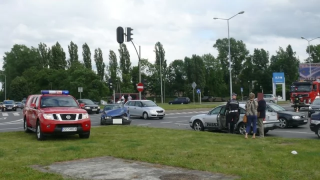 Tczew - Wypadek na alei Solidarności - dwoje dzieci poszkodowanych