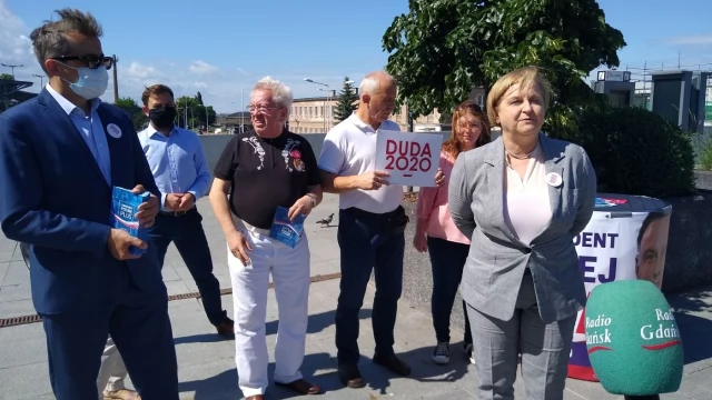 Tczew - Anna Fotyga w Tczewie w ramach akcji #ŁączyNasPolska