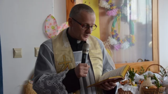 Tczew - Mieszkańcy Suchostrzyg spotkali się na wielkanocnym śniadaniu