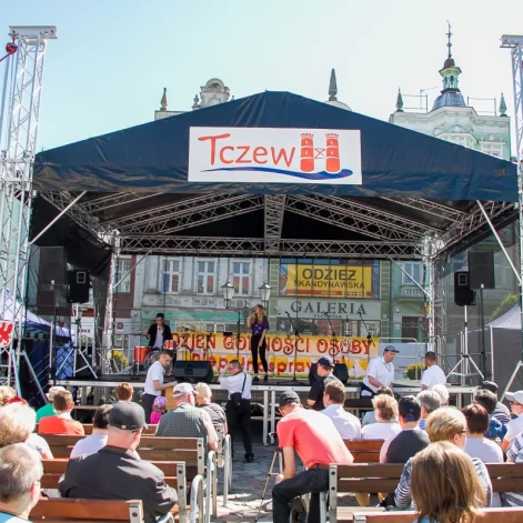 Tczew - Dzień Godności Osoby Niepełnosprawnej. Wystąpił CZESŁAW ŚPIEWA SOLO ACT
