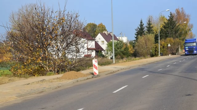 Tczew - Trwa wymiana chodników na Westerplatte