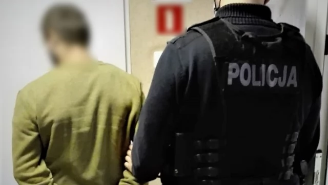Tczew - Rusza sezon grzewczy, a z klatki jednego z bloków skradziono grzejniki...