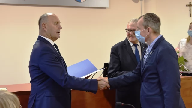 Tczew - Starosta wyróżnił nauczycieli