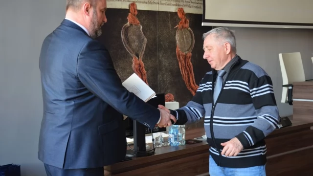 Tczew - Liderzy Budżetu Obywatelskiego odebrali certyfikaty