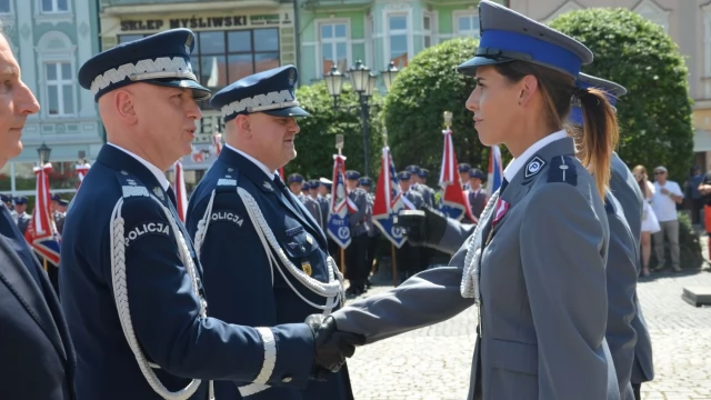 Tczew - Policjanci z całego województwa świętowali w Tczewie