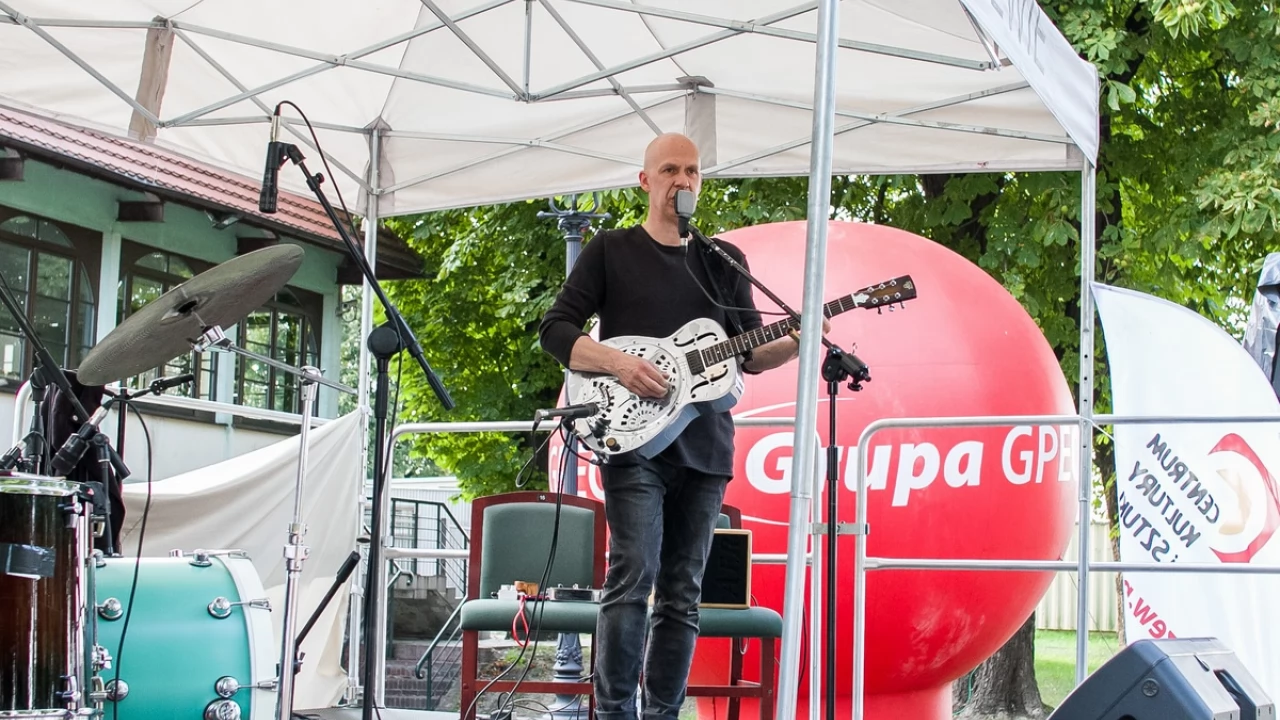 Tczew - Muzyczna Starówka - zagrał Romek Puchowski