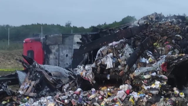 Tczew - Ciężarówki stanęły w ogniu. A1 zablokowana po nocnym wypadku