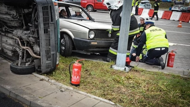 Tczew - A1. 15 osób rannych, uszkodzony dystrybutor z gazem. Na szczęście to ćwiczenia