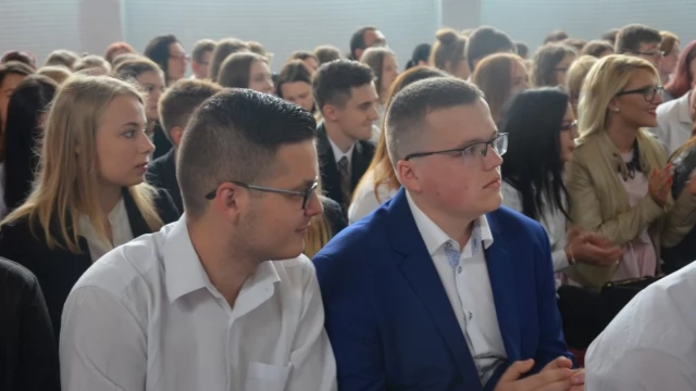 Tczew - Powiatowa inauguracja roku szkolnego. "Ta reforma była odpowiedzią na oczekiwania społeczne"