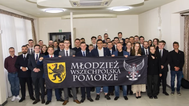 Tczew - Marsz i zjazd Młodzieży Wszechpolskiej w Tczewie - nowy lider lokalnych Wszechpolaków!