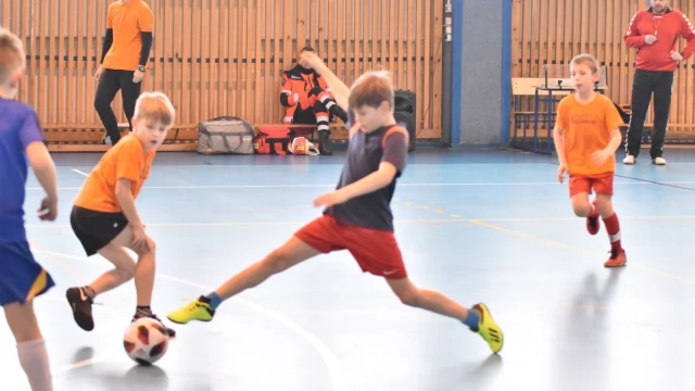 Tczew - Ferie z PCS w Tczewie - halowa piłka nożna