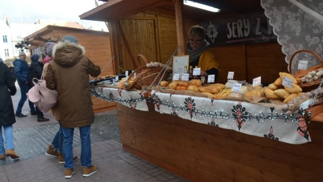 Tczew - Na Starym mieście trwa Jarmark Bożonarodzeniowy