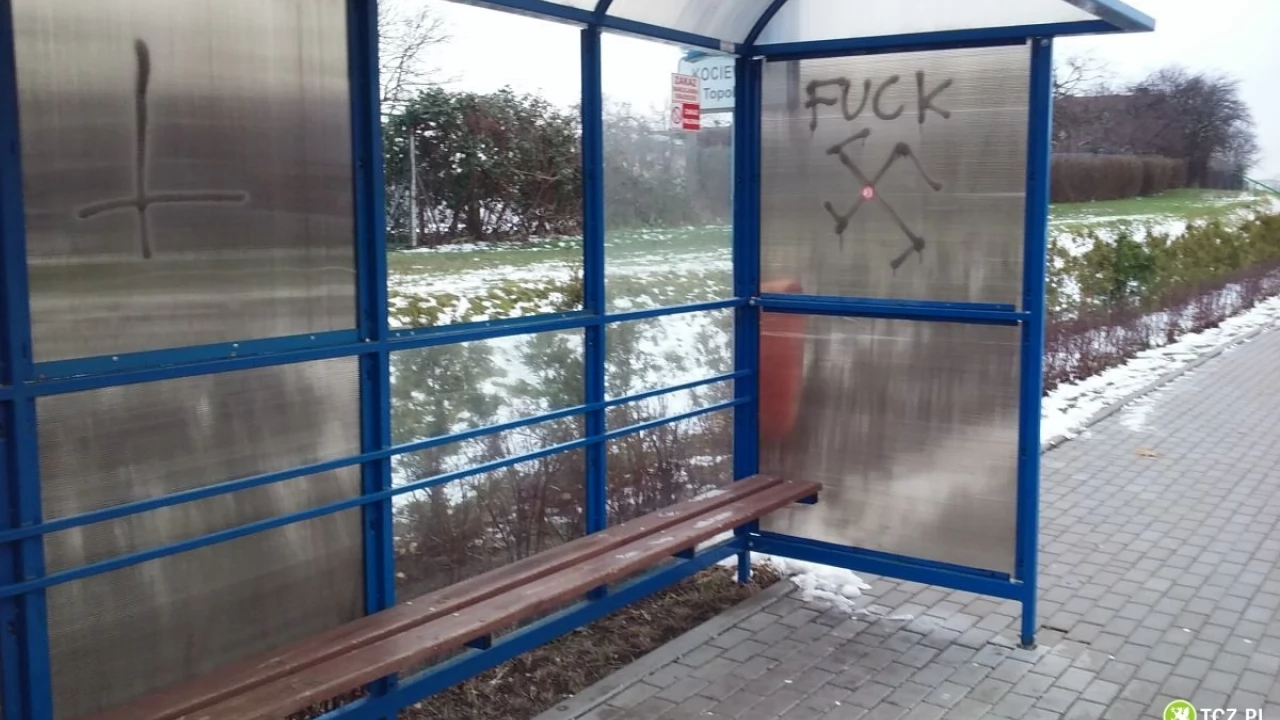 Tczew - Szok! Tak wandale niszczą nasze miasto