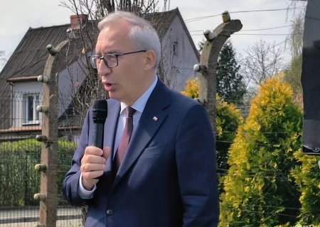 Tczew - "Pamięci nie da się zakopać w dołach". Uczcili pamięć ofiar Katynia