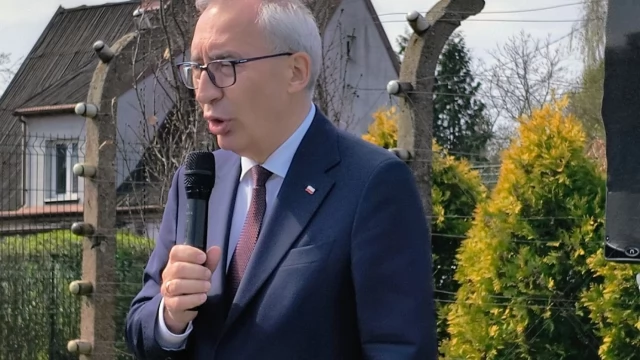Tczew - "Pamięci nie da się zakopać w dołach". Uczcili pamięć ofiar Katynia