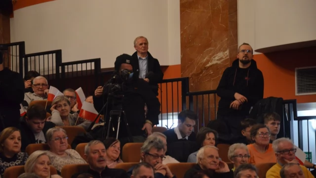 Tczew - Karol Nawrocki w Tczewie o pakcie migracyjnym i zielonym ładzie
