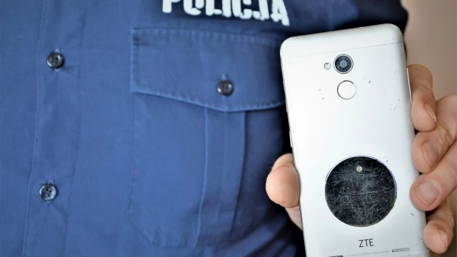 Tczew - Na komendzie telefon czeka na właściciela