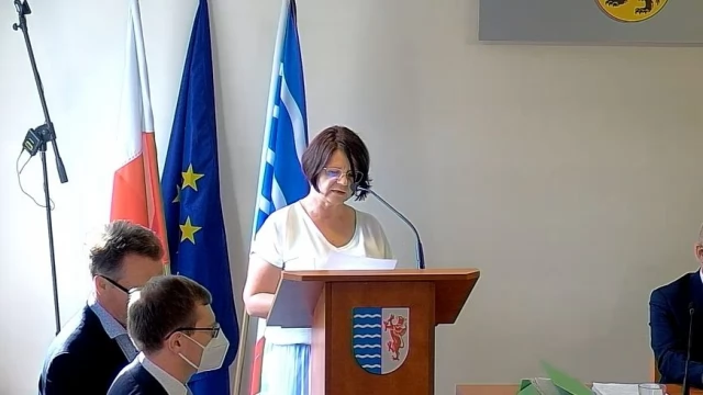 Tczew - Starosta tczewski, Mirosław Augustyn pozostaje na stanowisku. Wielogodzinna sesja Rady Powiatu