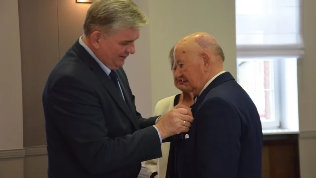 Tczew - Jubilaci o recepcie na długotrwałe pożycie: "W dzień się kłócić, w nocy godzić"