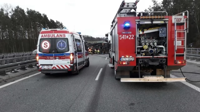 Tczew - Wypadek na A1. To była jedna z najtrudniejszych akcji służb