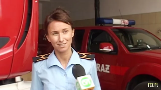 Tczew - Kobieta w strażackim mundurze? Panie jeżdżą do pożarów i groźnych wypadków!
