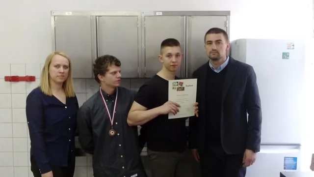 Tczew - Tczewscy uczniowie w elitarnym gronie 20 cukierników i  19 piekarzy z całej Polski