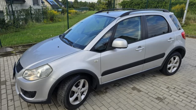 Tczew - Suzuki SX4 mały przebieg 4x4
