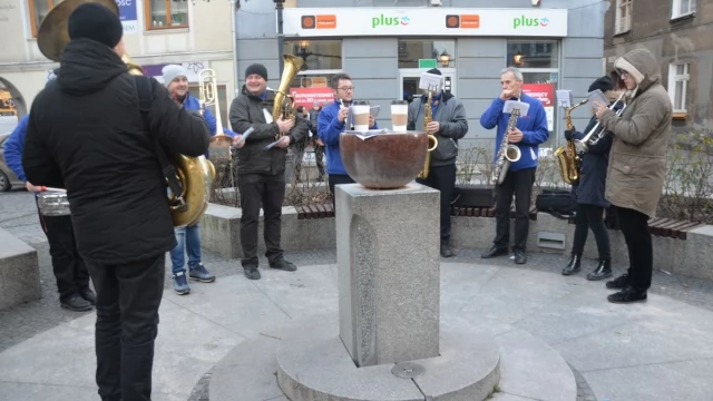 Tczew - Na Starym mieście trwa Jarmark Bożonarodzeniowy