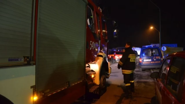 Tczew - Pożar na zabytkowym Moście Tczewskim. Trwa gaszenie