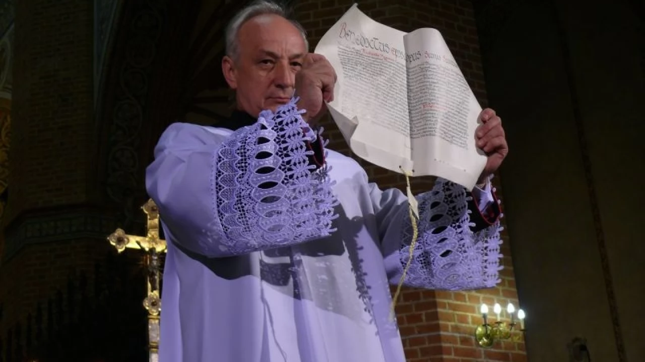 Tczew - Biskup Ryszard Kasyna uroczyście objął diecezję pelplińską