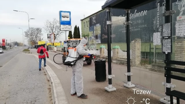 Tczew - ZUK dezynfekuje wiaty przystankowe