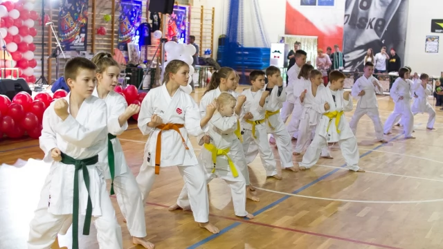 Tczew - 27 Finał WOŚP w Szkole Podstawowej w Dąbrówce. Się działo!