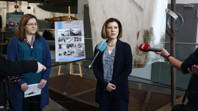 Tczew - W Tczewie zbudowano replikę tradycyjnej łodzi wiślanej