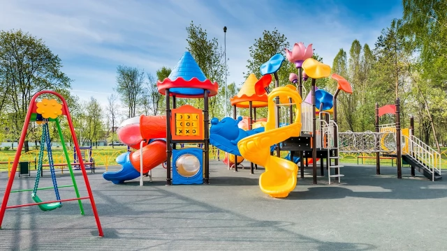 Tczew - ZUK dezynfekuje place zabaw