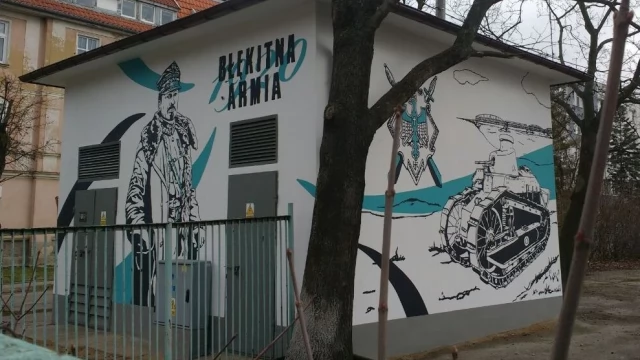 Tczew - Na zaniedbanych transformatorach powstają murale