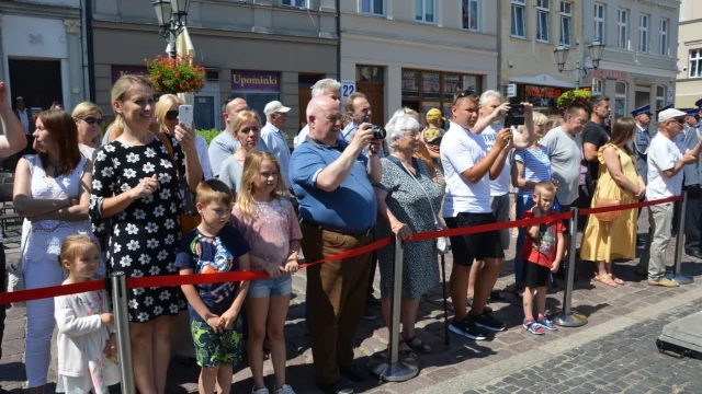 Tczew - Policjanci z całego województwa świętowali w Tczewie