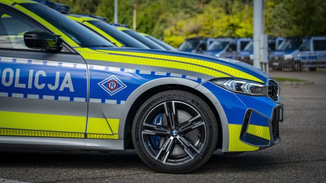 Tczew - BMW z sześciocylindrowym silnikiem w rękach tczewskich policjantów