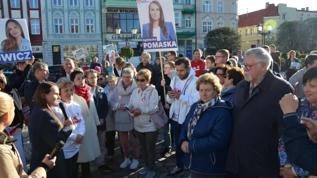 Tczew - Zachęcali kobiety do udziału w wyborach